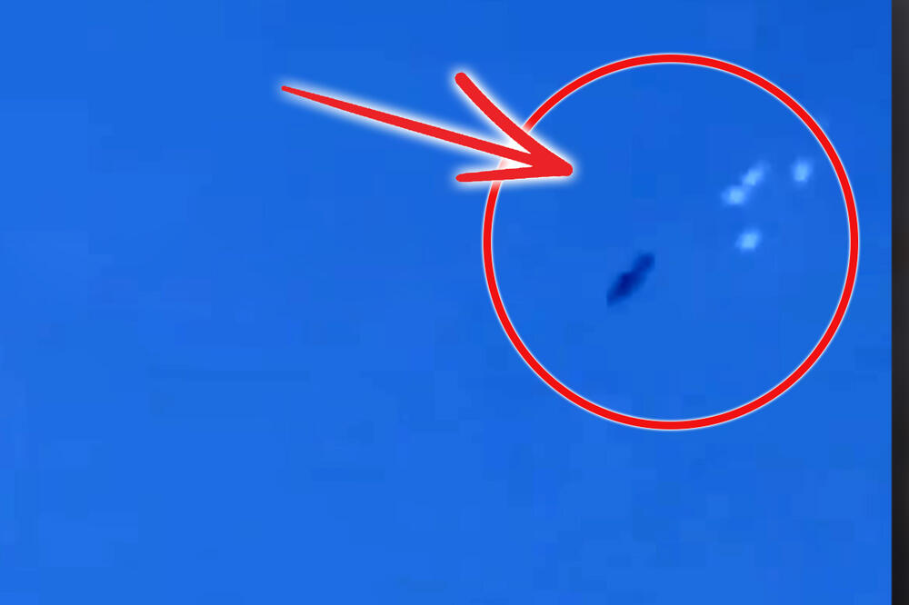 KAMERA ZABELEŽILA PRELET MOĆNE RUSKE RAKETE: Pogledajte kako Kh-101 obmanjuje radar ispaljujući OBLAK IGLICA (VIDEO)