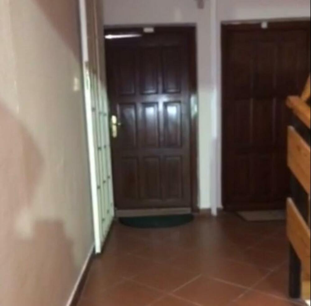 Vrata apartmana na Zlatiboru gde se desio incident 