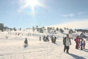 PRVOG DANA BESPLATNO ZA SVE POSETIOCE: Počinje skijaška sezona na Torniku, ovo se čekalo (FOTO)