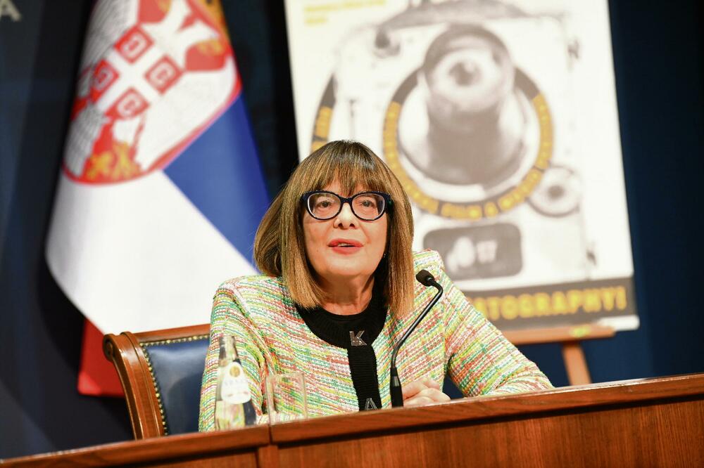 U TOKU IZBOR ČLANOVA NOVE POKRAJINSKE VLADE: Sednicom predsedava Maja Gojković