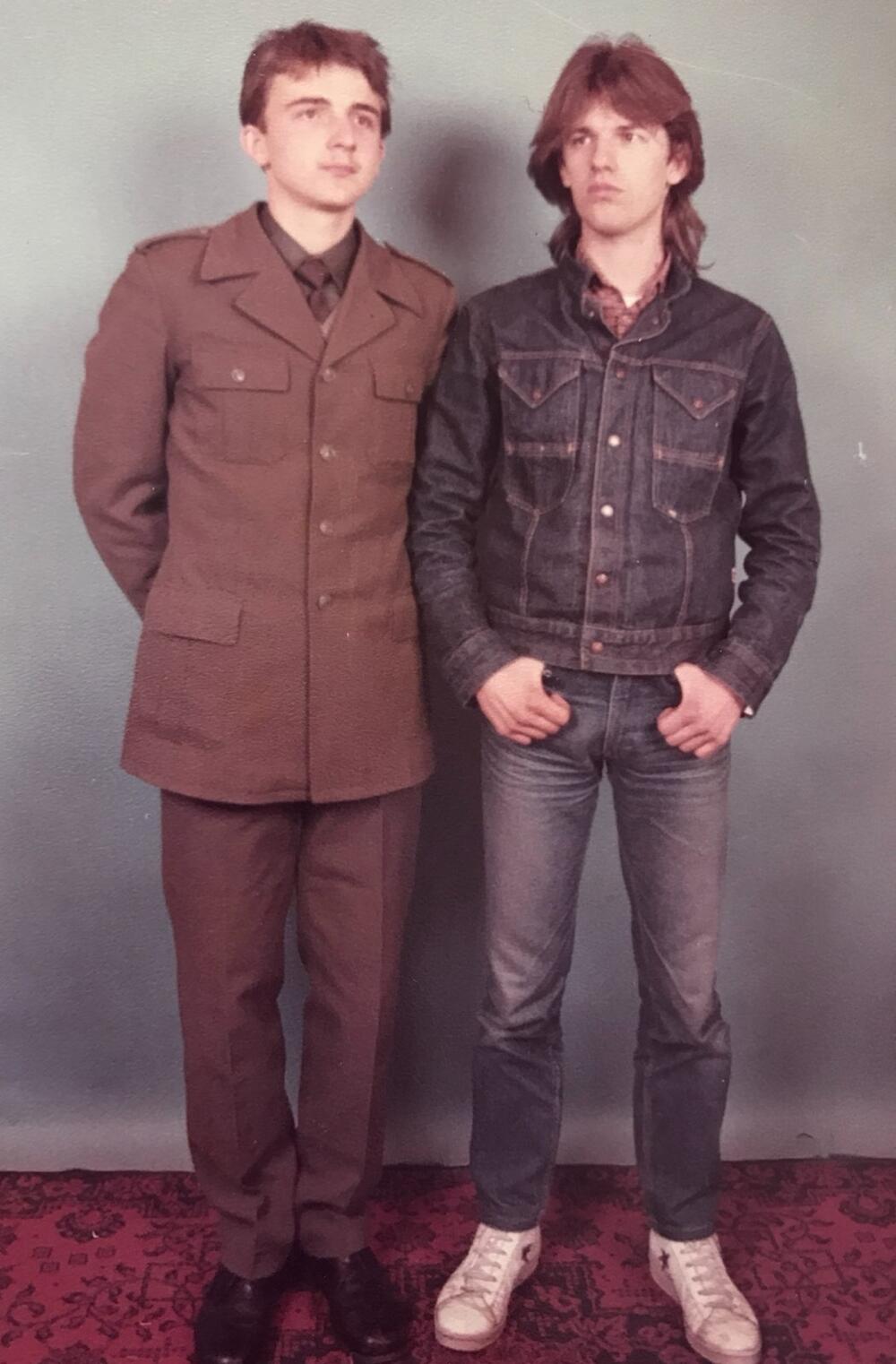 Vojska, 1984, sa bratom