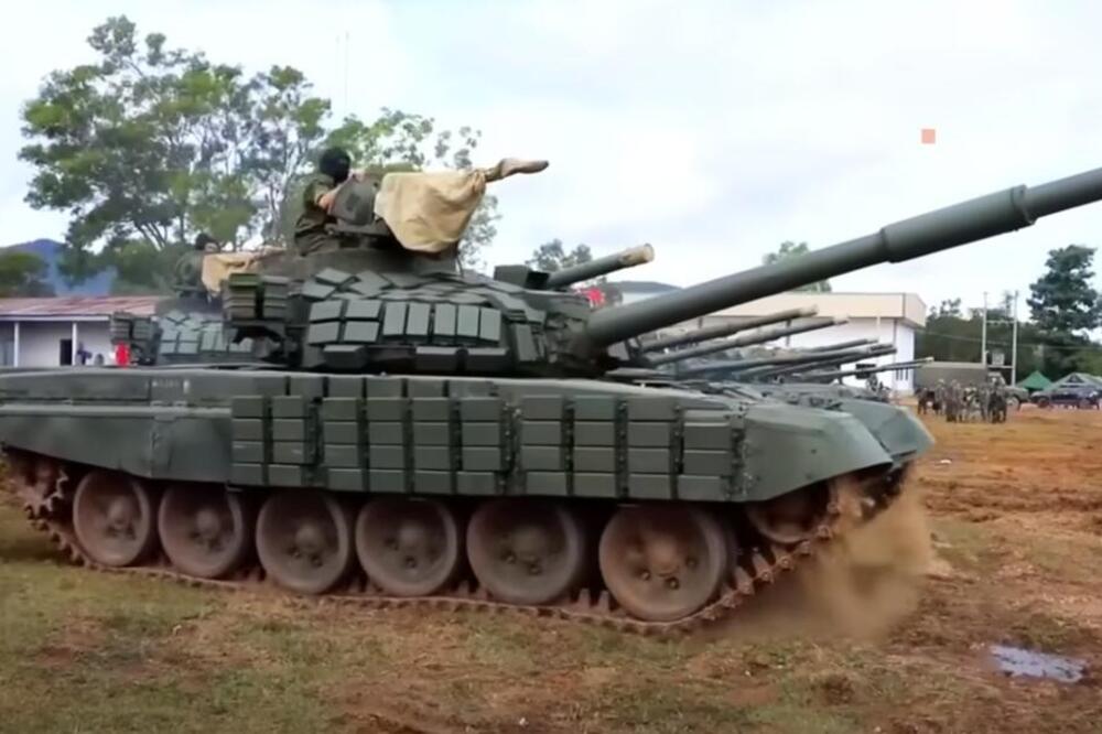 BRITANSKO MINISTARSTVO ODBRANE: Rusija može da proizvede 100 tenkova mesečno, ima kapacitete da nadohnadi gubitke (VIDEO)