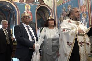NIKAD NIJE KASNO ZA SVADBU: Ivana i Branko posle 36 godina zajedničkog života venčali se u crkvi, sin im svirao na veselju