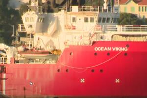 DRAMA USRED NOĆI: Brod "Oušen vajking" spasao 110 migranata kod obala Libije