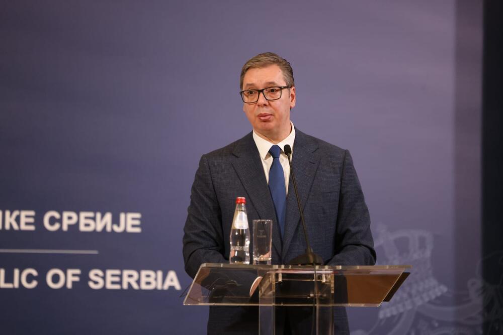 Aleksandar Vučić, Boris Pistorijus