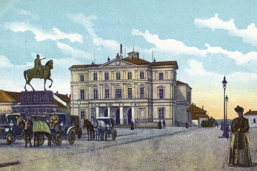 Stari Beograd, Spomenik knezu Mihailu, Narodno Pozorište, Trg Republike