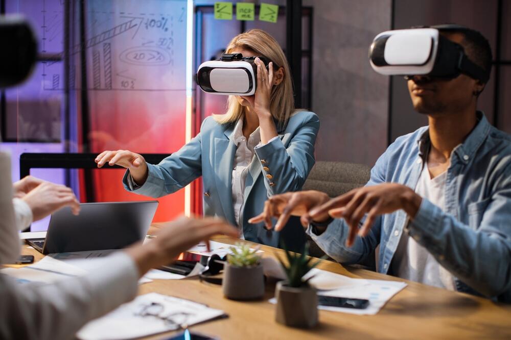 Virtuelna Stvarnost, Virtualna Stvarnost
