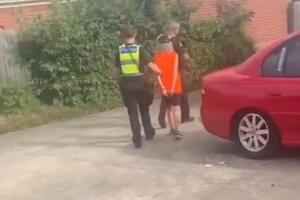 ŽENA 5 GODINA SPAVALA PORED MRTVOG BRATA: Stanovnici BOGATOG KVARTA ne mogu da dođu sebi od šoka! POLICIJA OTKRILA HOROR (VIDEO)