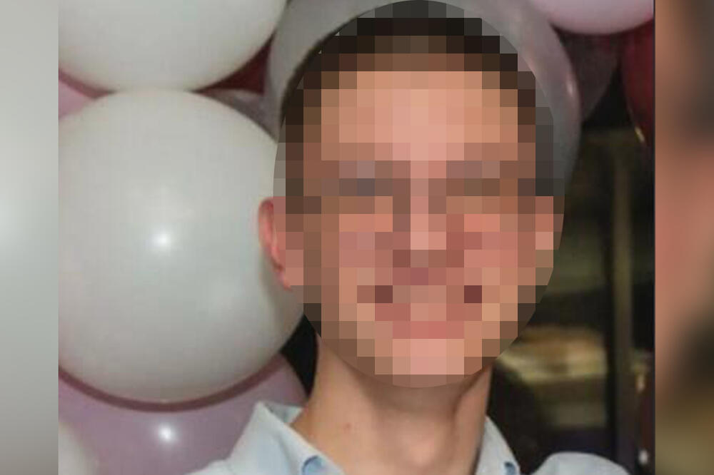 "MRŠAV, PLAVA KOSA, PLAVE OČI" Dečak (16) nestao u Beogradu, ovo je apel koji kruži svim društvenim mrežama (FOTO)