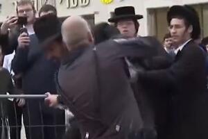 IZRAELSKA POLICIJA SE SUKOBILA SA ULTRAORTODOSKNIM JEVREJIMA: Izbila tuča, policija upotrebila vodene topove (VIDEO)