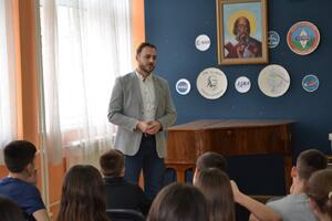 DECA UČE O PROŠLOSTI: Predavanja o genocidu i značaju istorije održana u školama Sremske Mitrovice