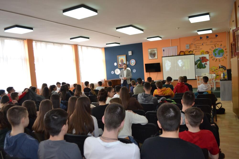 Sremska Mitrovica, predavanje