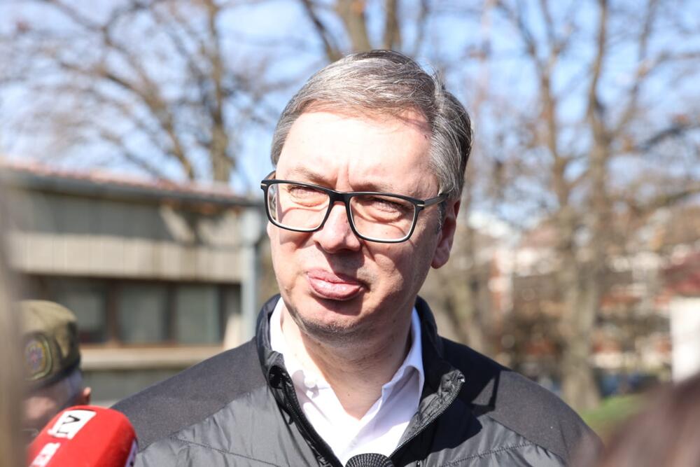Aleksandar Vučić, Vojnotehnički Institut
