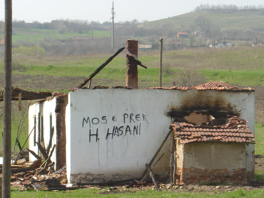 Slađana Zarić, Pogrom, Dosije Kosovo