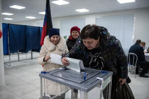 PREDSEDNIČKI IZBORI U RUSIJI: Izlaznost veća od 55 odsto, glasa se i u nedelju
