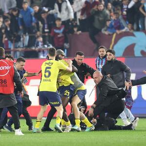 FENERBAHČE PRETI RADIKALNIM POTEZOM! Nakon NEVIĐENOG SKANDALA protiv Trabzona