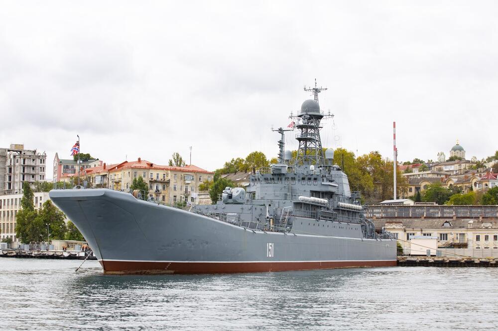 Veliki ruski desantni brod 'Azov'
