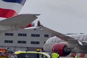 INCIDENT NA PISTI AERODROMA U LONDONU: Dva aviona se sudarila krilima (VIDEO)