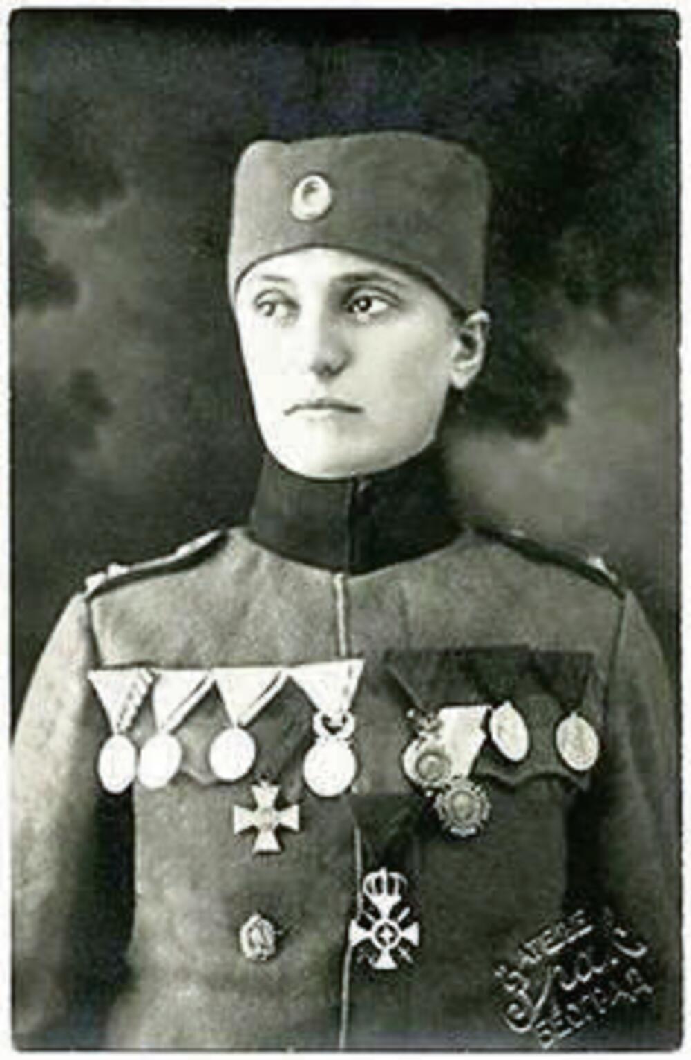 Natalija Bjelajac,  srpska heroina, bolničarka i narednik u srpskoj  vojsci tokom balkanskih ratova i Prvog svetskog rata