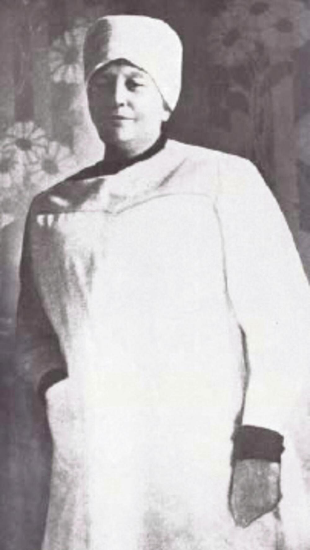Ljubica Luković  (fotografija objavljena u Ratnom albumu 1912–1918 Andre Popovića)