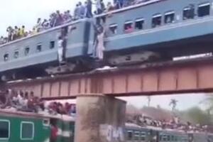 NEVEROVATNO: Hiljade ljudi na krovu voza dok je u pokretu, snimak iz Bangaldeša ŠOKIRAO SVET (VIDEO)