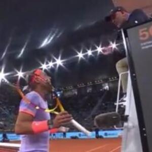 NADAL SE POSVAĐAO SA SUDIJOM! Španski teniser BURNO REAGOVAO na nepravdu