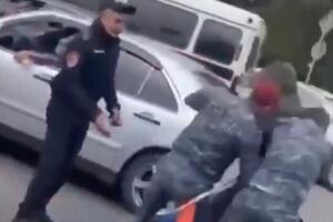 HAOS U JERMENIJI: Građani blokirali ULICE u glavnom gradu, policija privela 50 demonstranata (VIDEO)