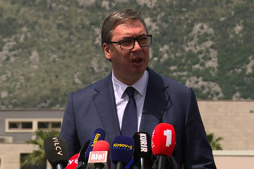 &quot;ON JE BORAC, SNAŽAN I JAK LIDER&quot; Vučić o atentatu na Fica: Potresen sam! Verujem da ću dobiti dozvolu da ga posetim