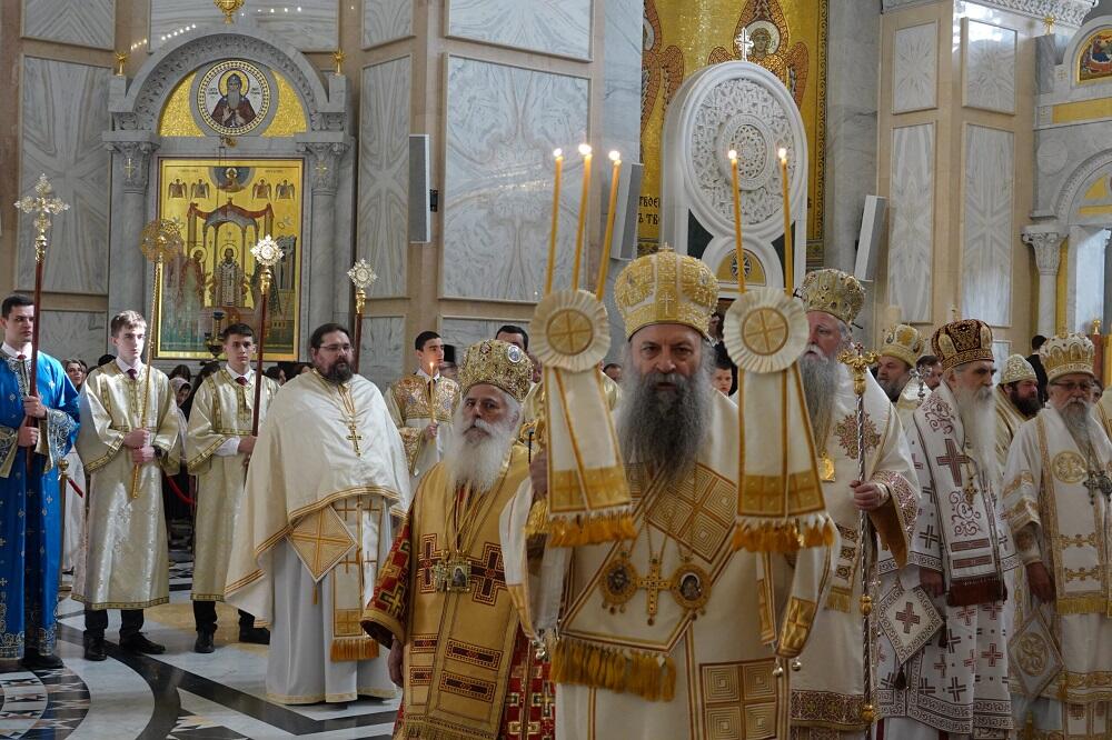 SPC DOBIJA 4 NOVE EPARHIJE: Izabrani su novi episkopi, a promene su i u Svetom Sinodu