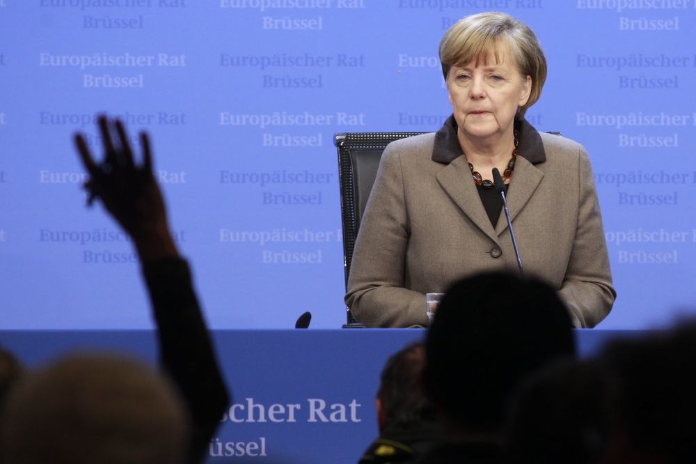 Merkelova: Poljuljano poverenje u Rusiju                    Foto AP