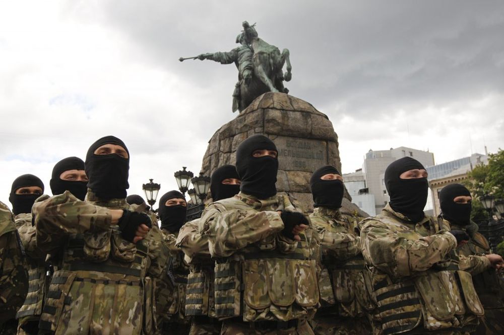 Bataljon Azov je sinoć otpravljen iz Kijeva Foto Reuters