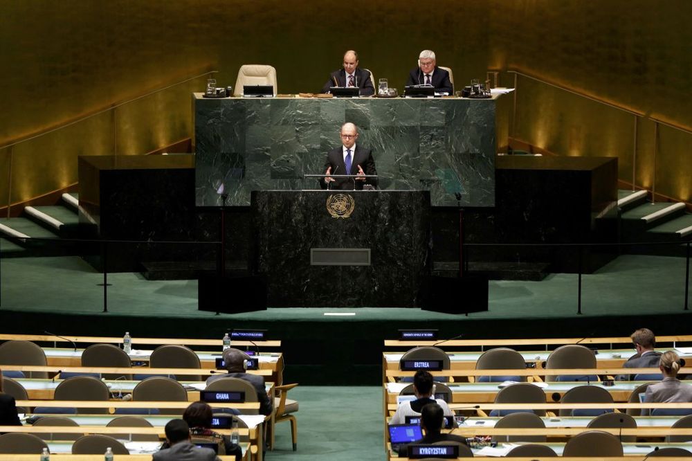 Arsenij Jacenjuk pred Generalnom skupštinom UN (Foto: Reuters)